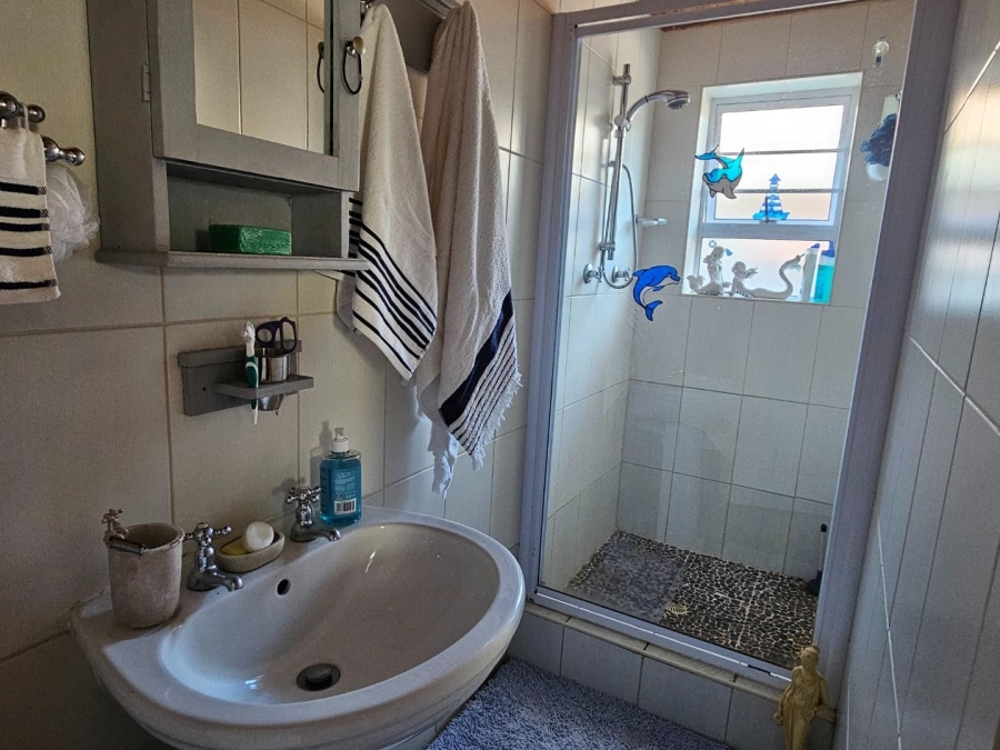 3 Bedroom Property for Sale in Pearly Beach Western Cape